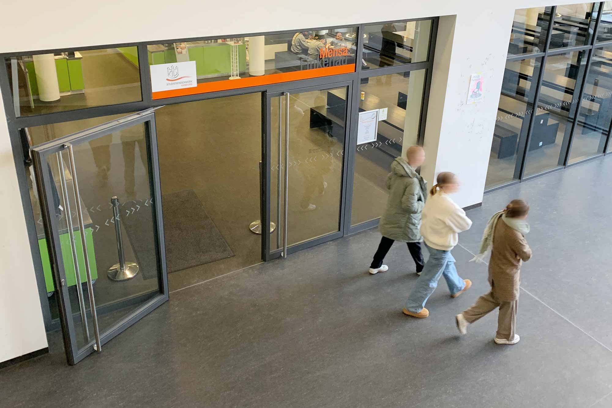 Eingang Mensa Finkenau