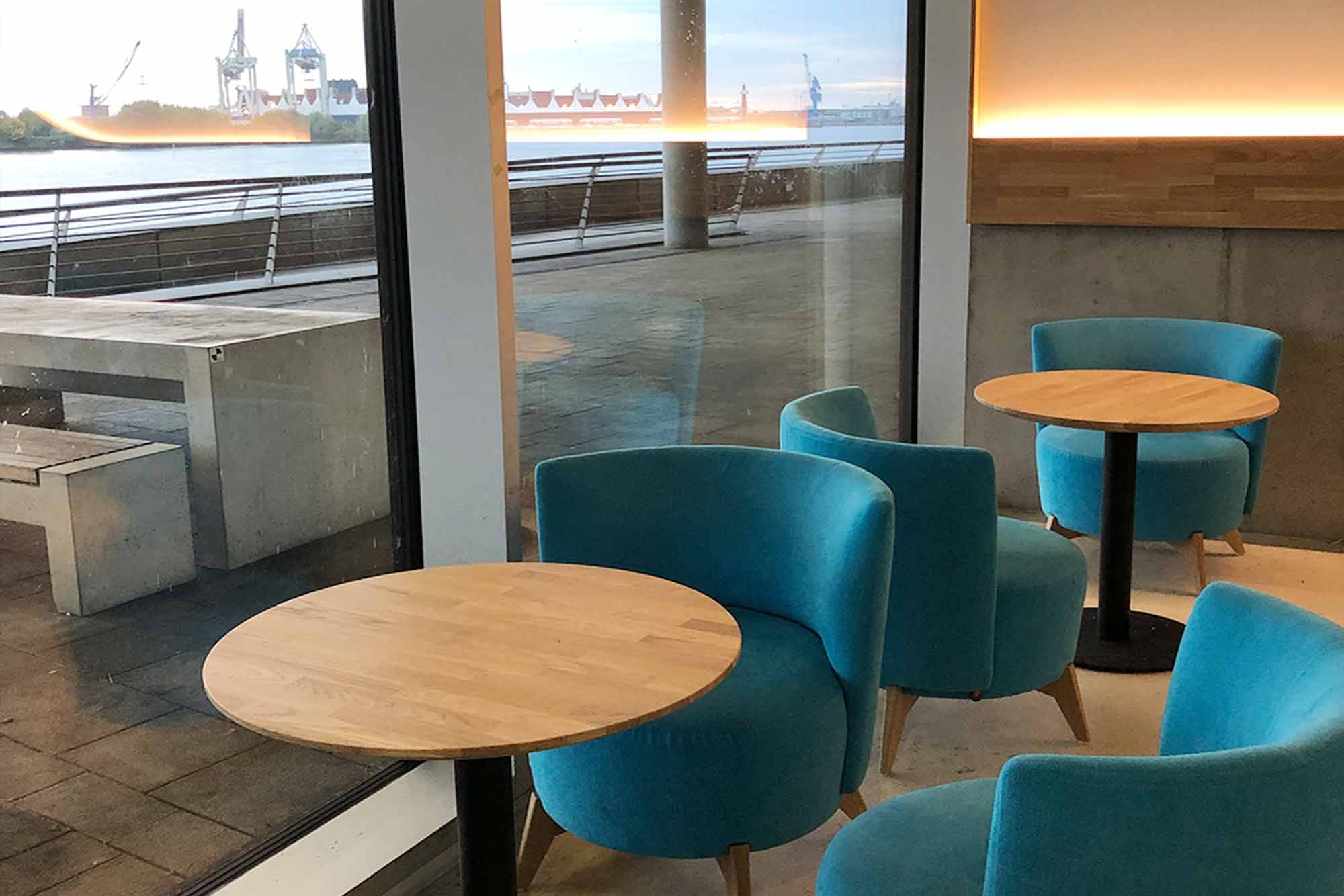 Sitzecken im Café HCU