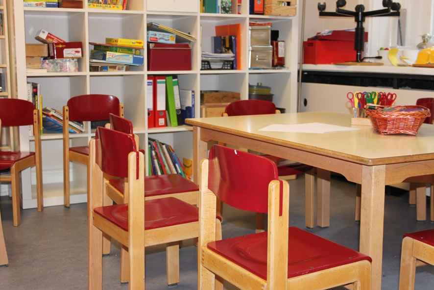 Bastelraum in der Kita Bornstraße Bastelraum in der Kita Bornstraße