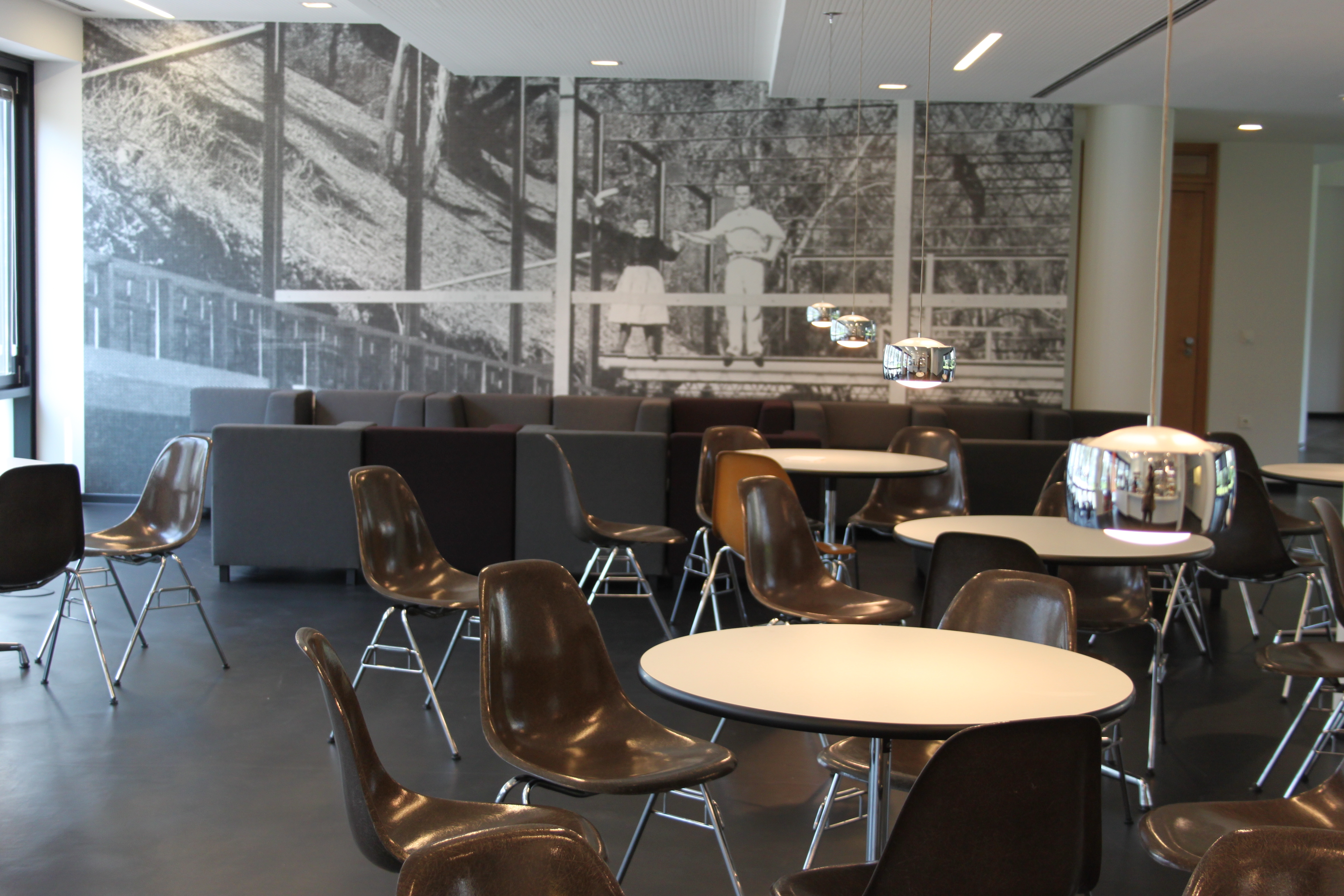 Gastraum des Cafés am Mittelweg 